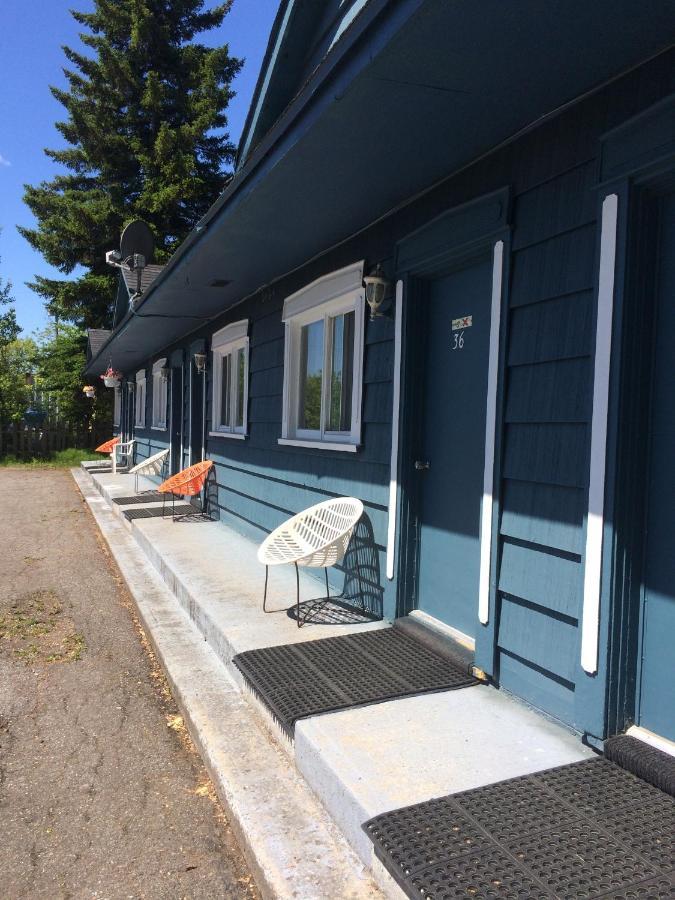 Motel Le Jardin Квебек Екстериор снимка