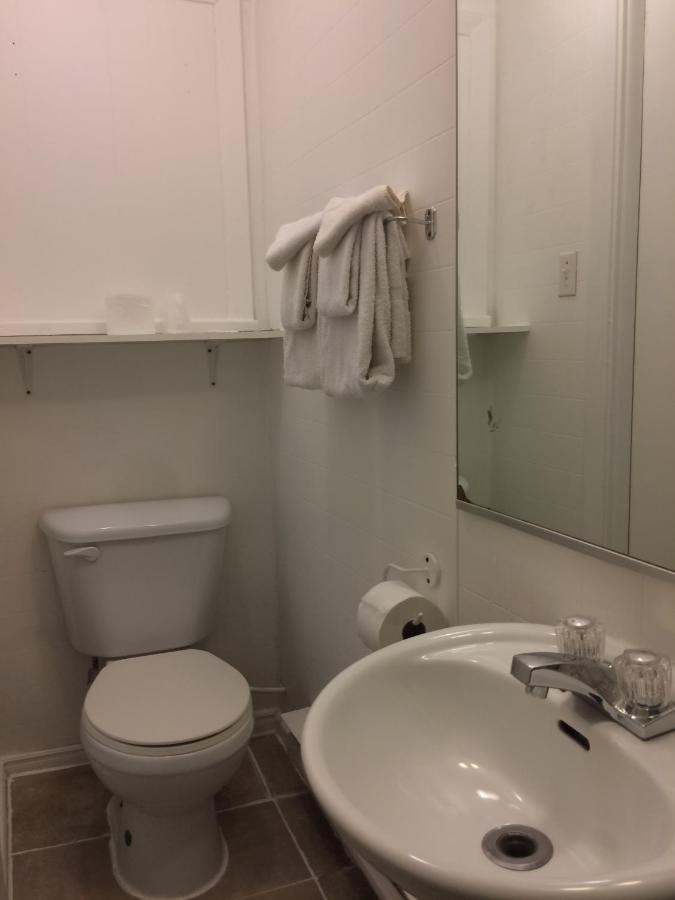 Motel Le Jardin Квебек Екстериор снимка