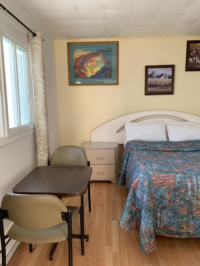 Motel Le Jardin Квебек Екстериор снимка
